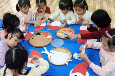 LỚP MẪU GIÁO 5 TUỔI B HÀNH TRÌNH TRẢI NGHIỆM GIÁNG SINH